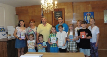 Ocenenie žiakov  ZŠ s MŠ Bežovce starostom obce dňa 24.6.2024