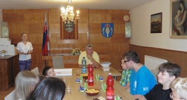 Ocenenie žiakov  ZŠ s MŠ Bežovce starostom obce dňa 24.6.2024
