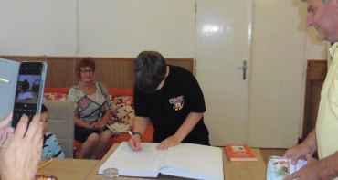 Ocenenie žiakov  ZŠ s MŠ Bežovce starostom obce dňa 24.6.2024